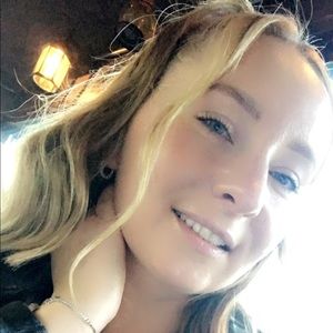 Meet your Posher, Milena